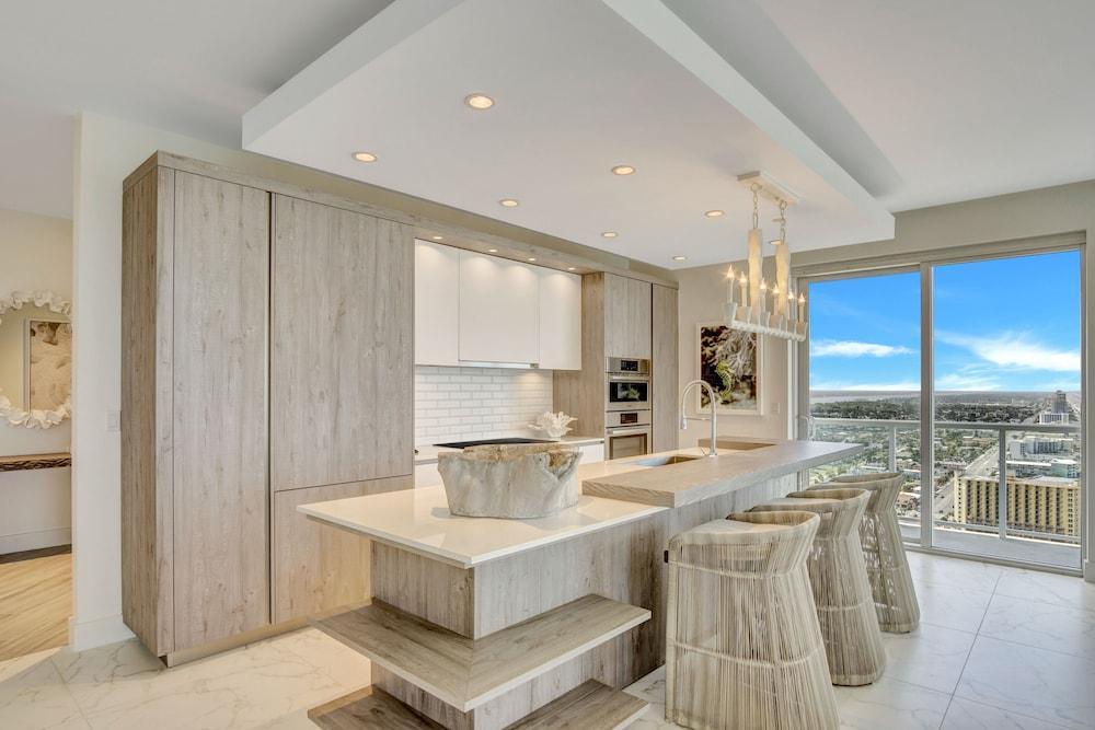 Daytona Grande Oceanfront Resort photo 60