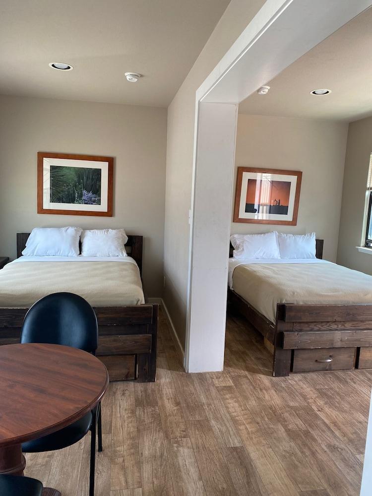 The Resource Inn photo 10
