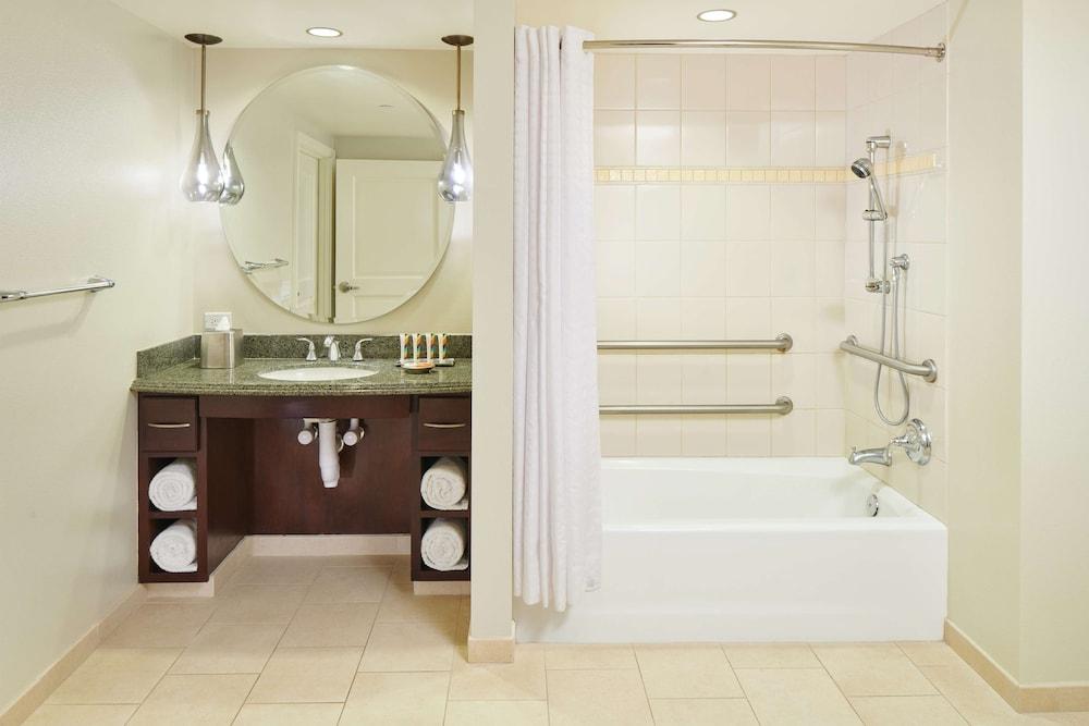 Hilton Grand Vacations Club Grand Waikikian Honolulu photo 42