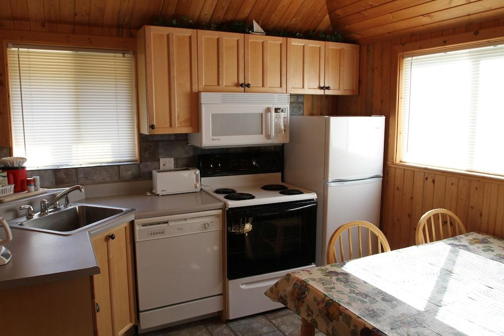 Lakeside Resort and Motel photo 86