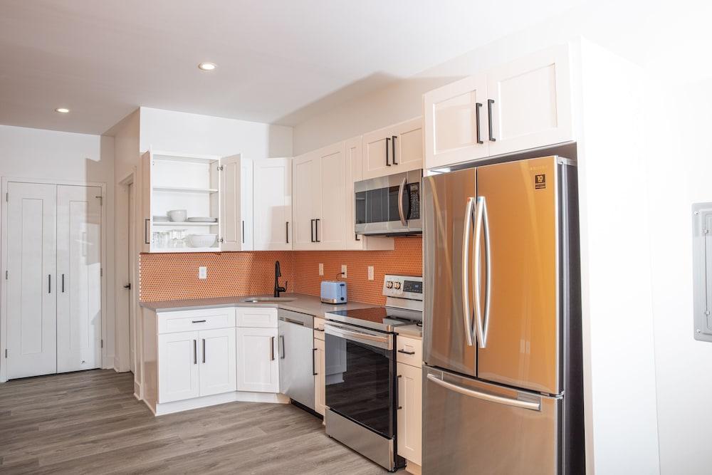 Peachtree Suites photo 16