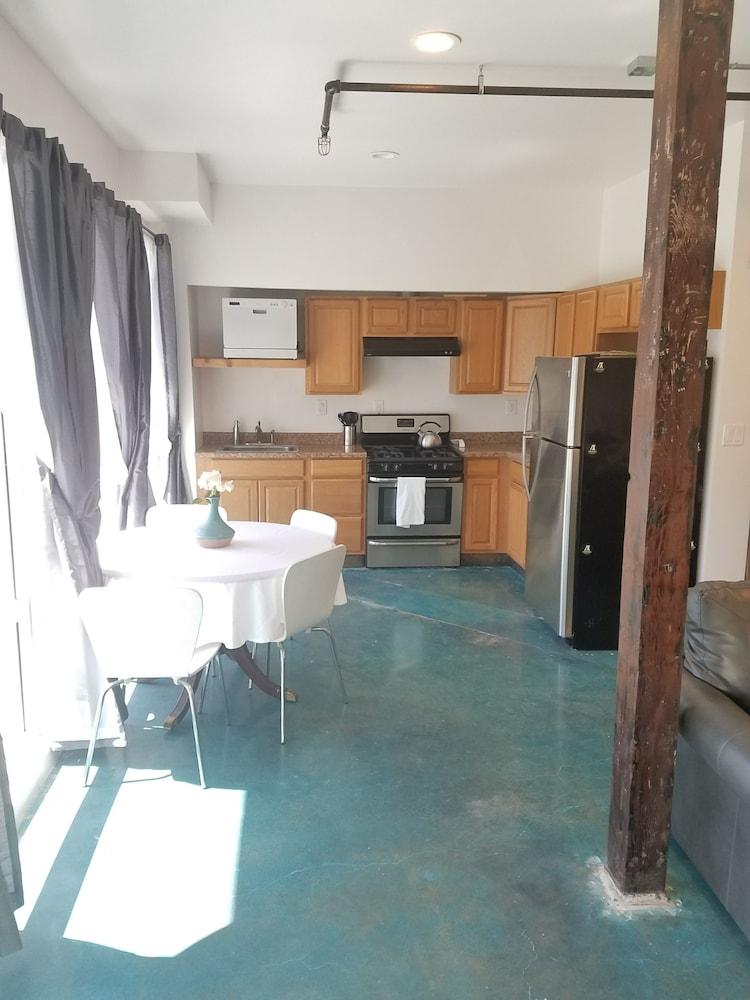 House of Trestles - Hostel photo 47