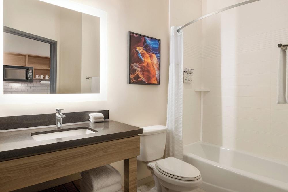 Candlewood Suites Mount Pleasant by IHG photo 70