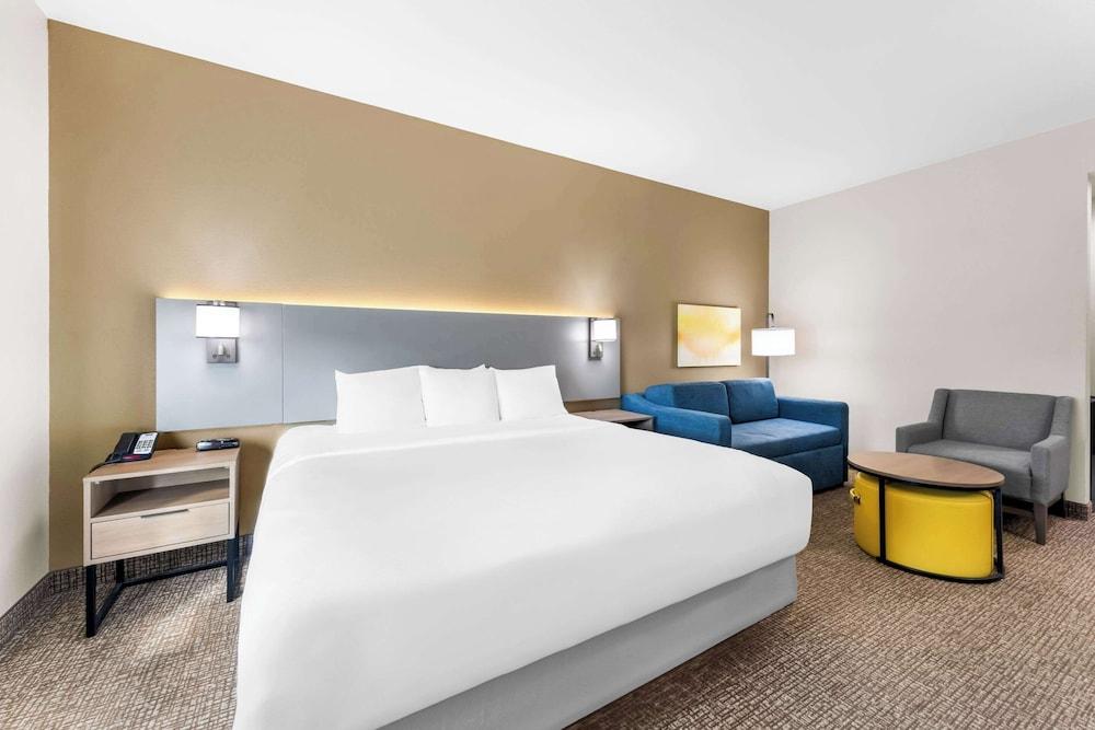 Comfort Inn Harriman photo 44
