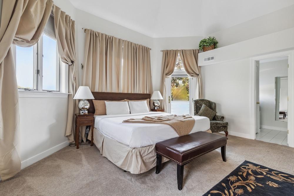 The Columbia Inn at Peralynna Manor photo 16