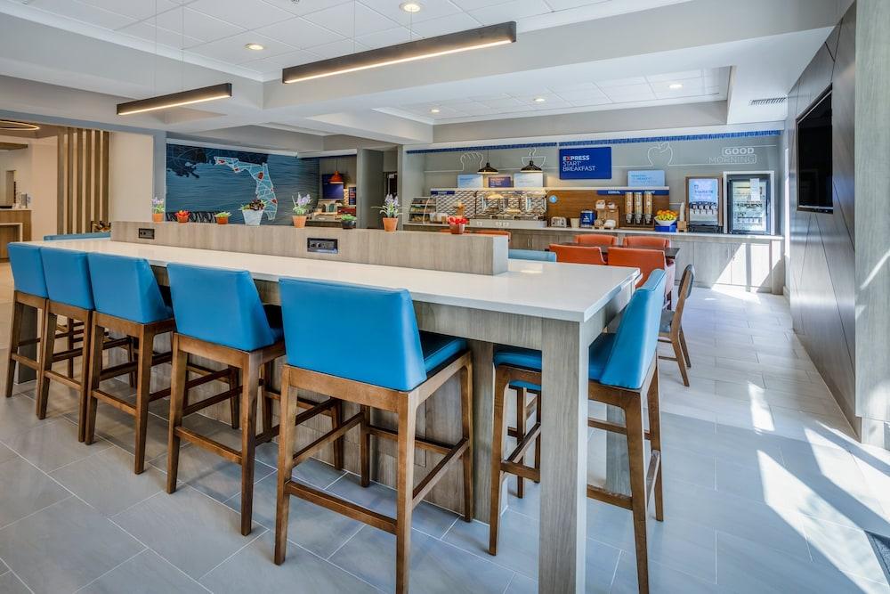 Holiday Inn Express Hotel & Suites New Tampa I-75 by IHG photo 26