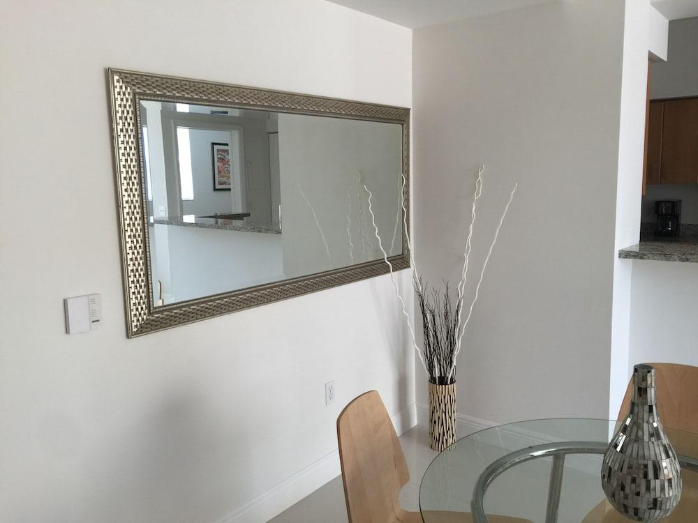 LYX Suites at Merrick Park in Coral Gables photo 80