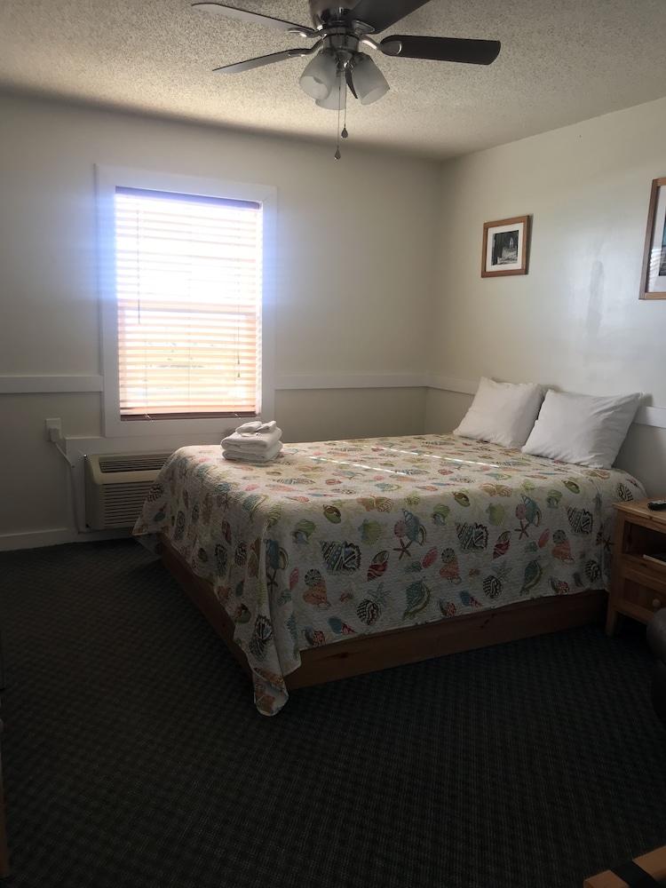 Seaview Pier and Motel photo 13
