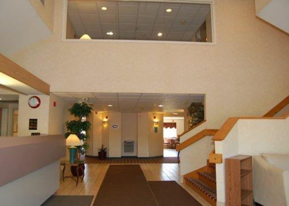 Rodeway Inn Willington North photo 13