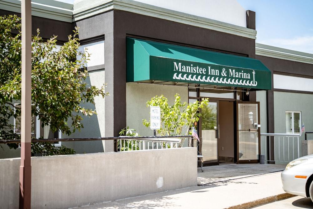 Manistee Inn & Marina photo 19