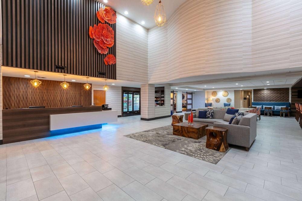 Wingate by Wyndham DFW / North Irving photo 16