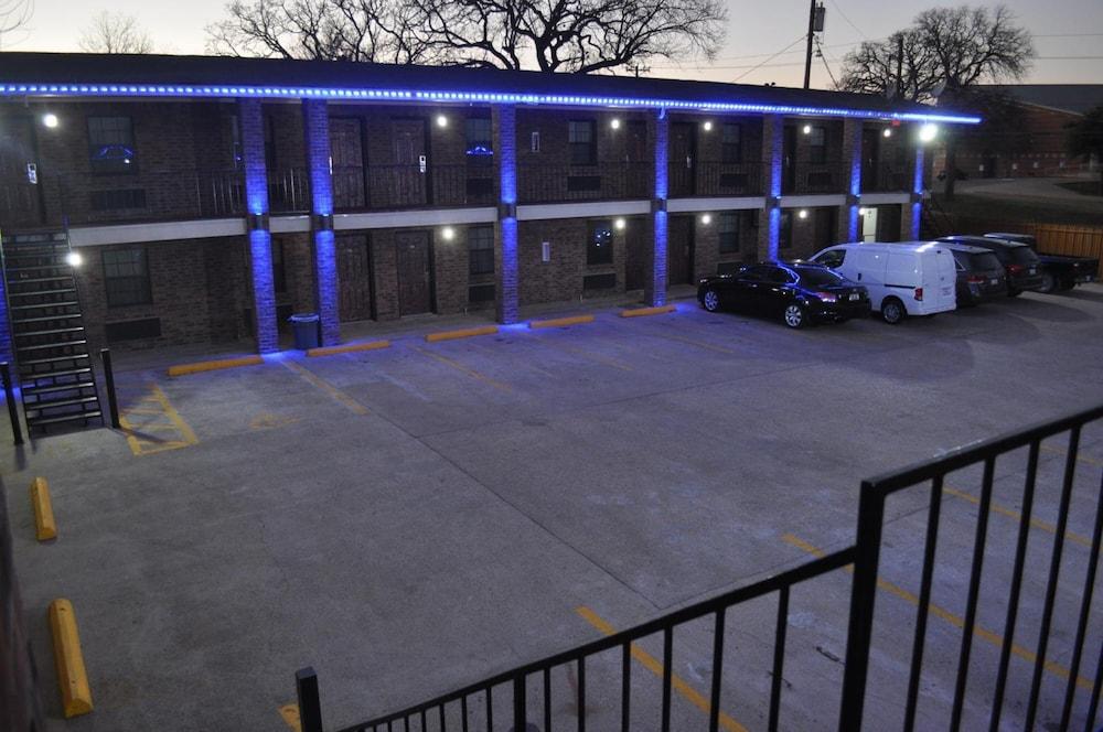 Trinity Suites Downtown Dallas photo 23