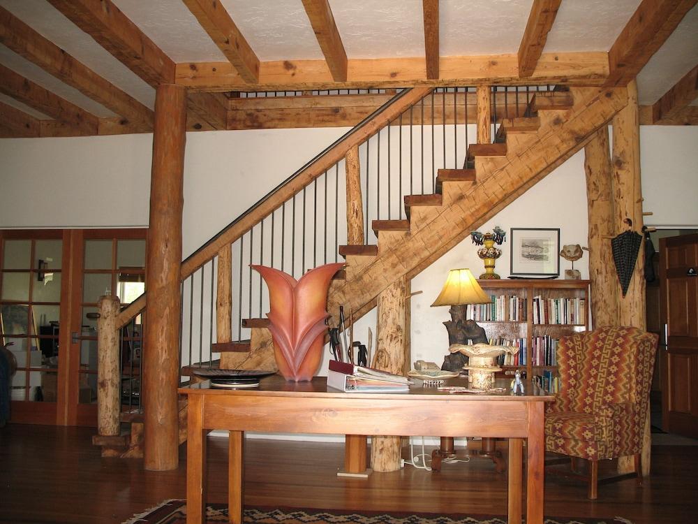 Bear Mountain Lodge photo 12