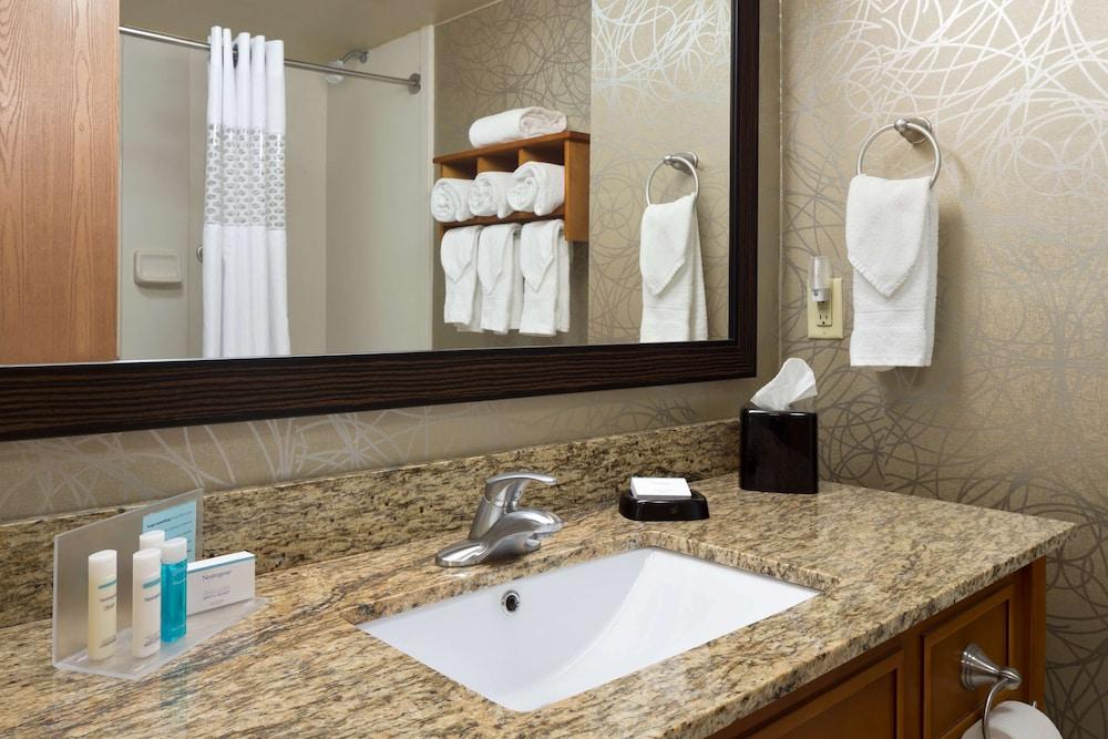 Hampton Inn Pell City photo 17