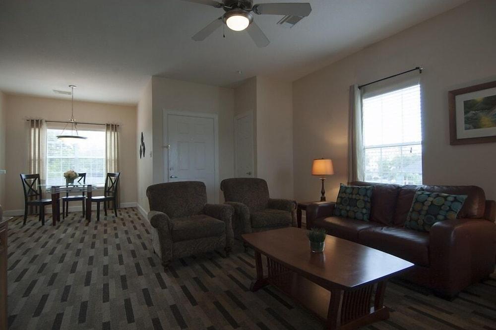 Kemah Boardwalk Inn photo 42
