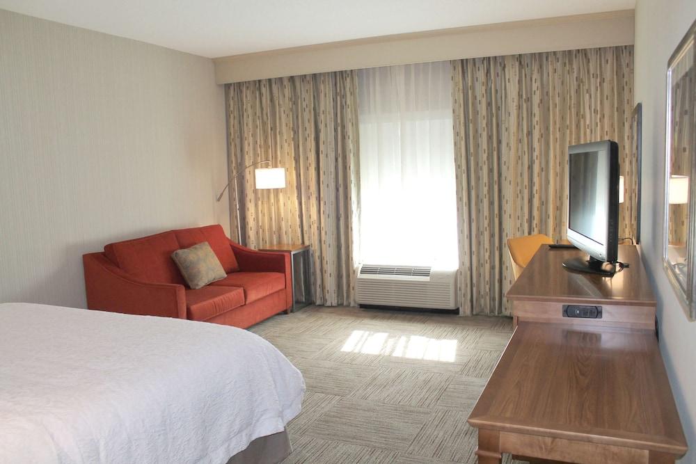 Hampton Inn Cape Girardeau I 55 East photo 12