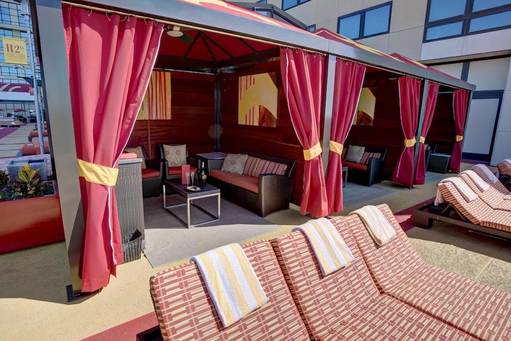 Golden Nugget photo 2