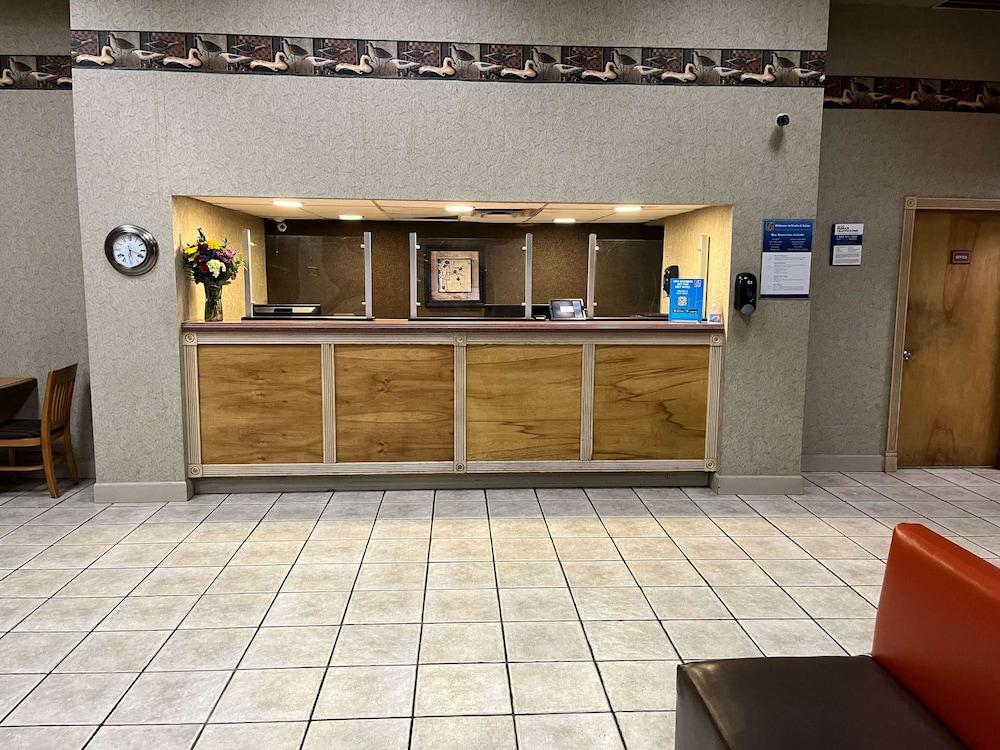 Studio 6 Suites West Memphis, AR - Memphis photo 2