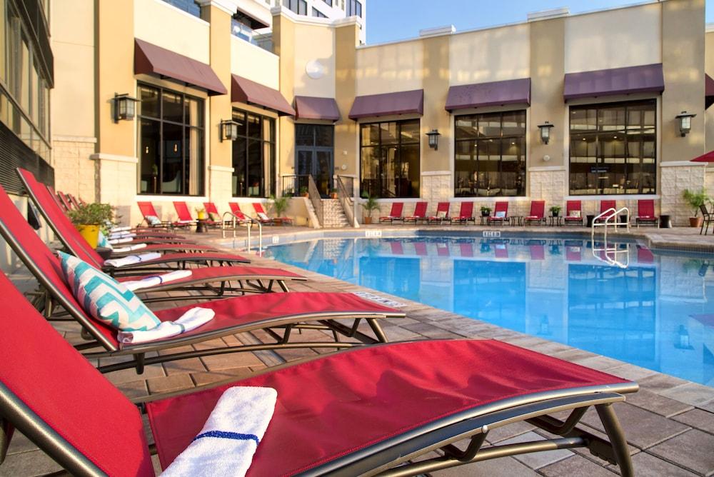 Ramada Plaza Resort & Suites by Wyndham Orlando Intl Drive photo 18