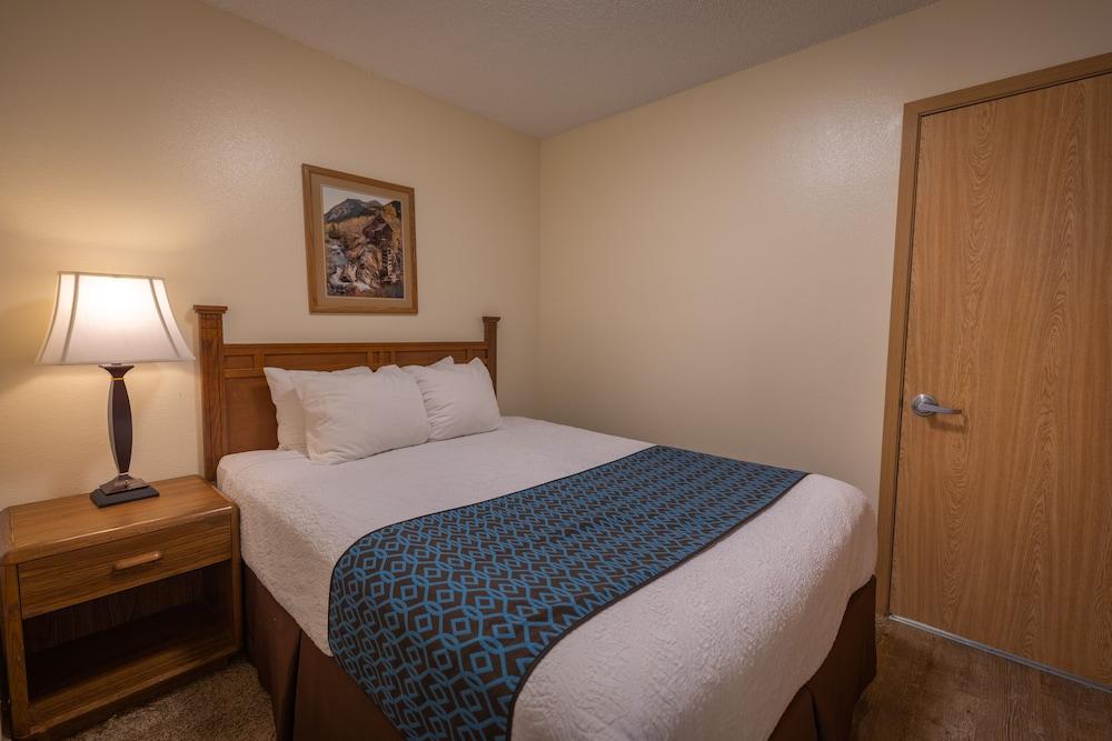 Helgeson Place Hotel & Suites photo 12
