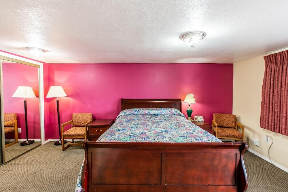 Autzen Inn photo 14