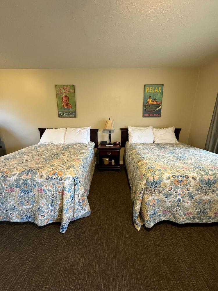 Carlton Marion Inn photo 64