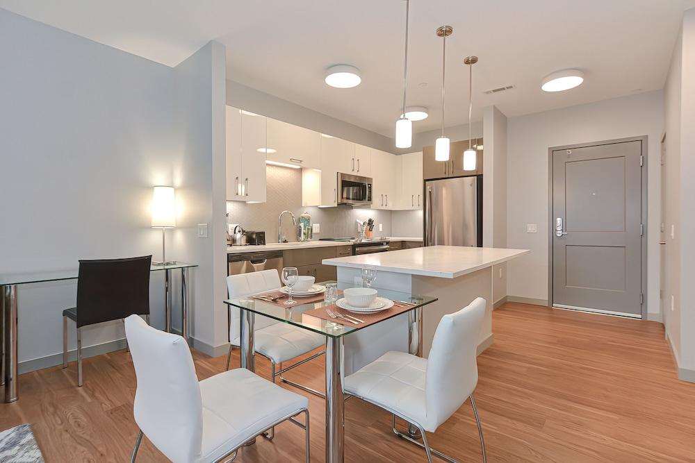 Global Luxury Suites Downtown Providence photo 32
