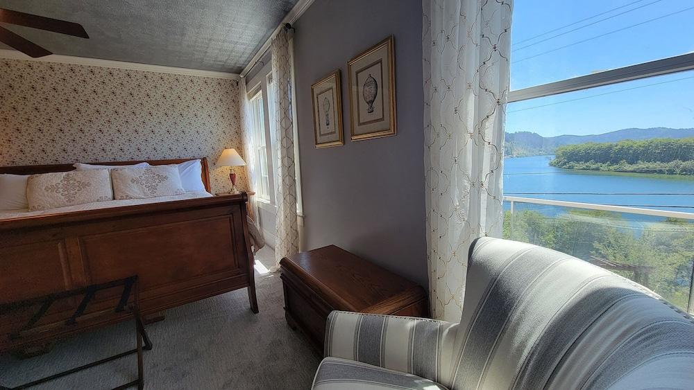 The Historic Requa Inn photo 39
