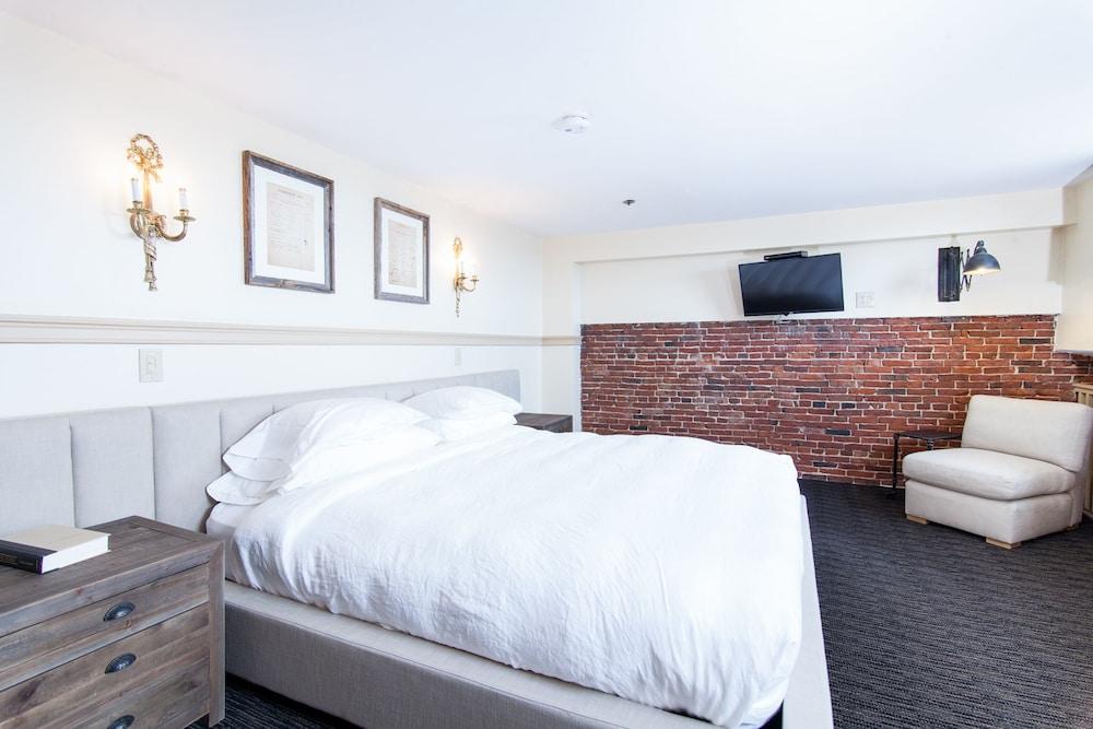 Garrison Inn Boutique Hotel photo 4