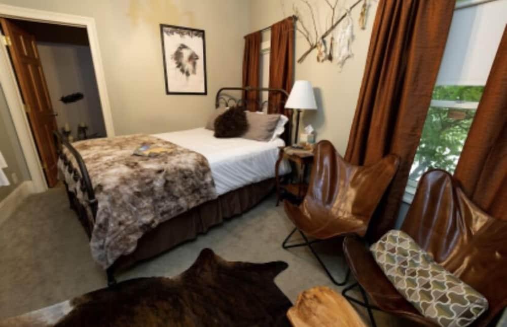 Iron Amethyst Inn   Boutique Hotel photo 13