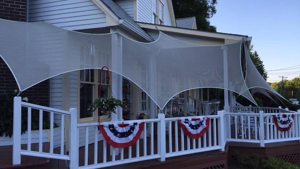 Mount Battie Inn photo 46