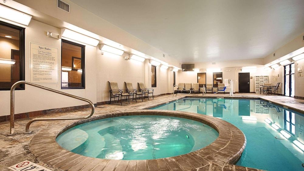Best Western Plus Desoto Inn & Suites photo 18
