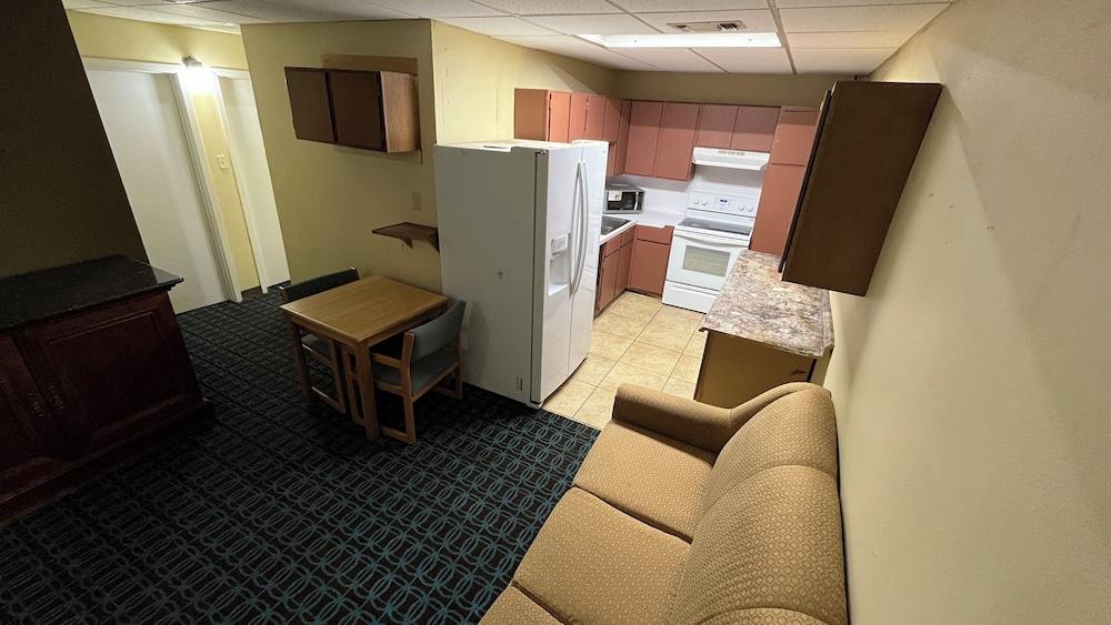 Extended Stay Snyder photo 10