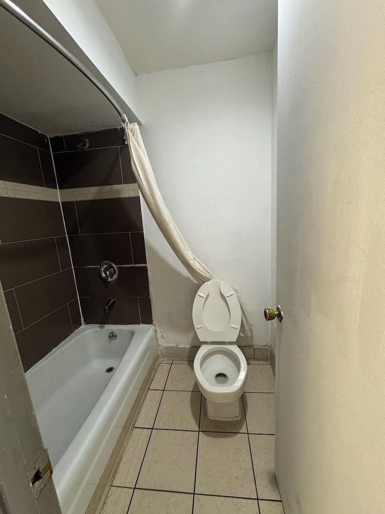 spanish trails inn photo 2