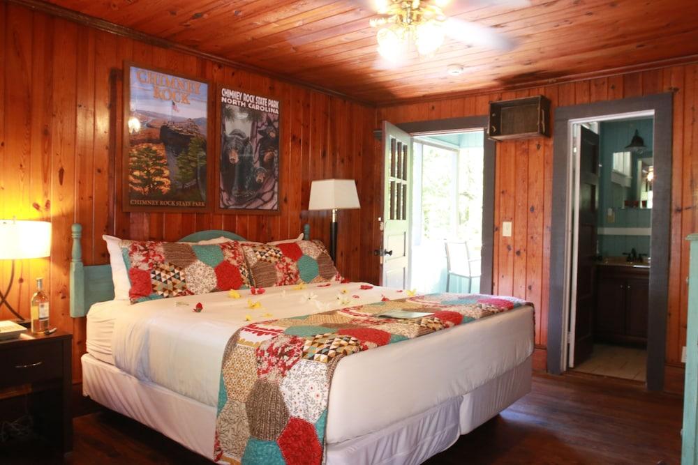 The Riverside Lodge at Chimney Rock photo 42