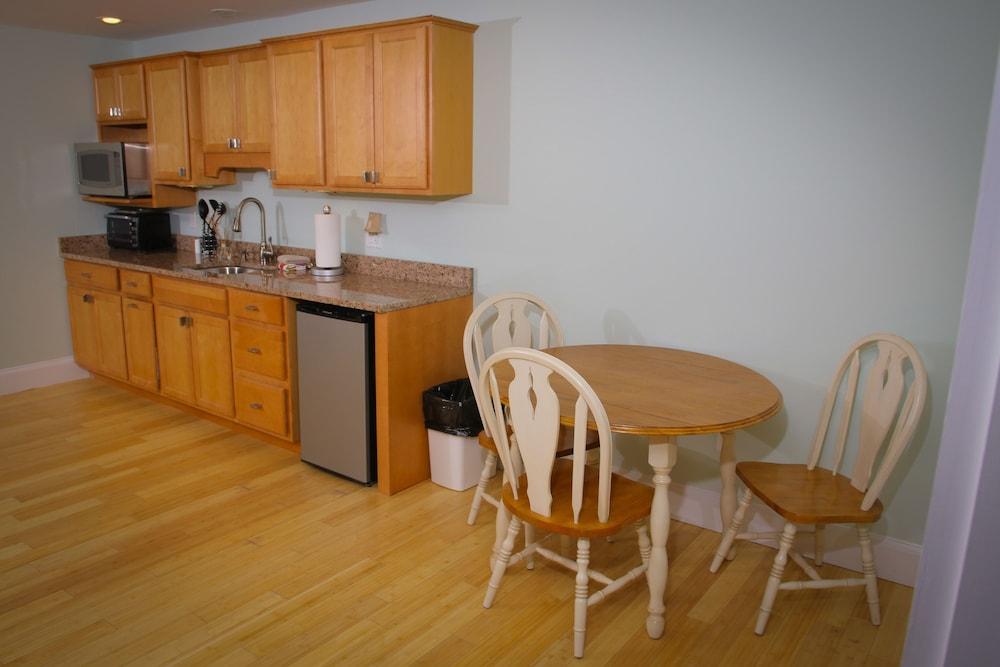 Sheepscot Harbour Village Resort photo 81