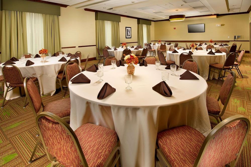 Hampton Inn Cleveland, TN photo 24