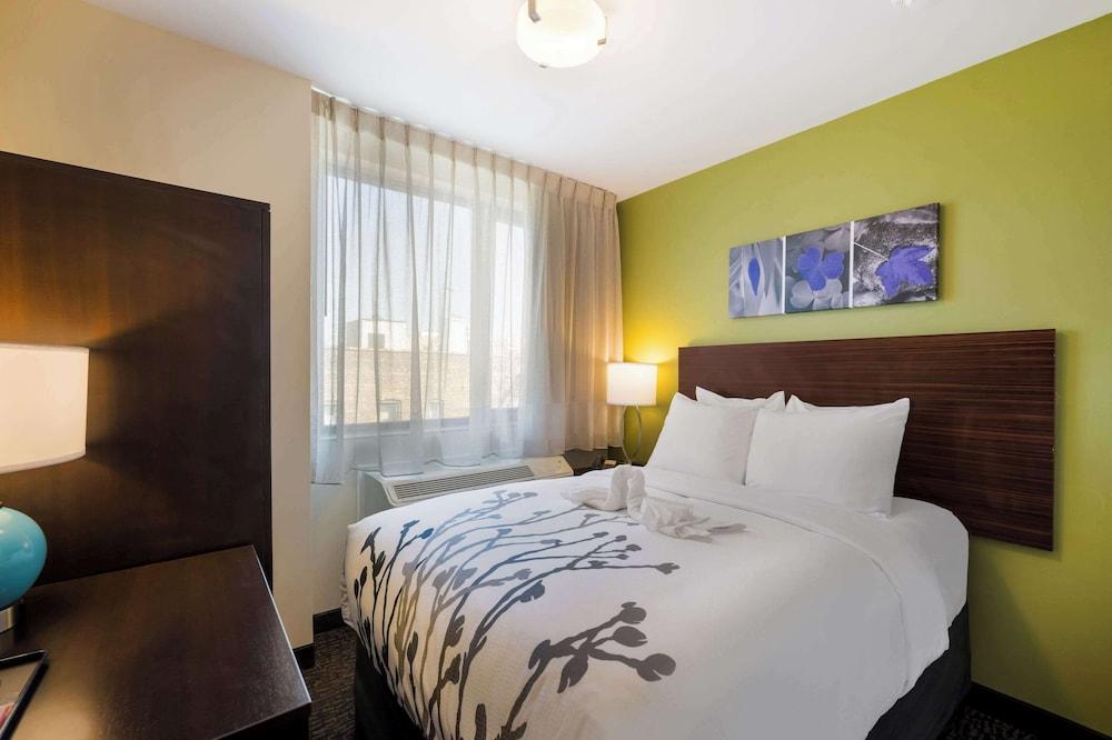 Sleep Inn Bronx - Soundview photo 6