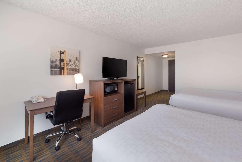 Clarion Hotel Concord/Walnut Creek photo 11