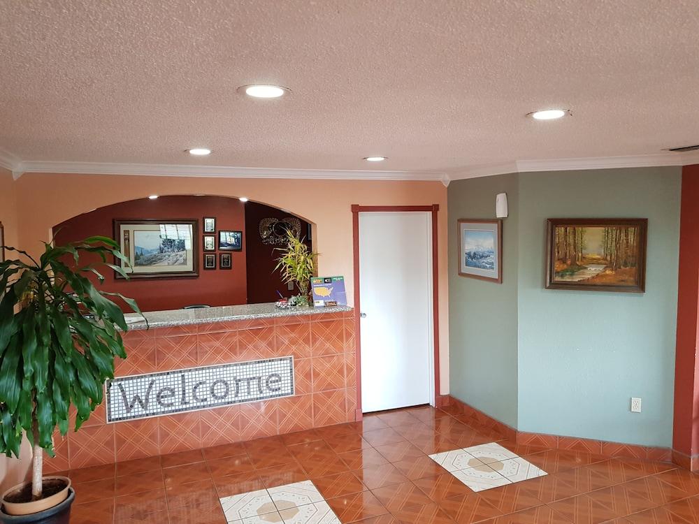 Budget Host Inn Eastland photo 22