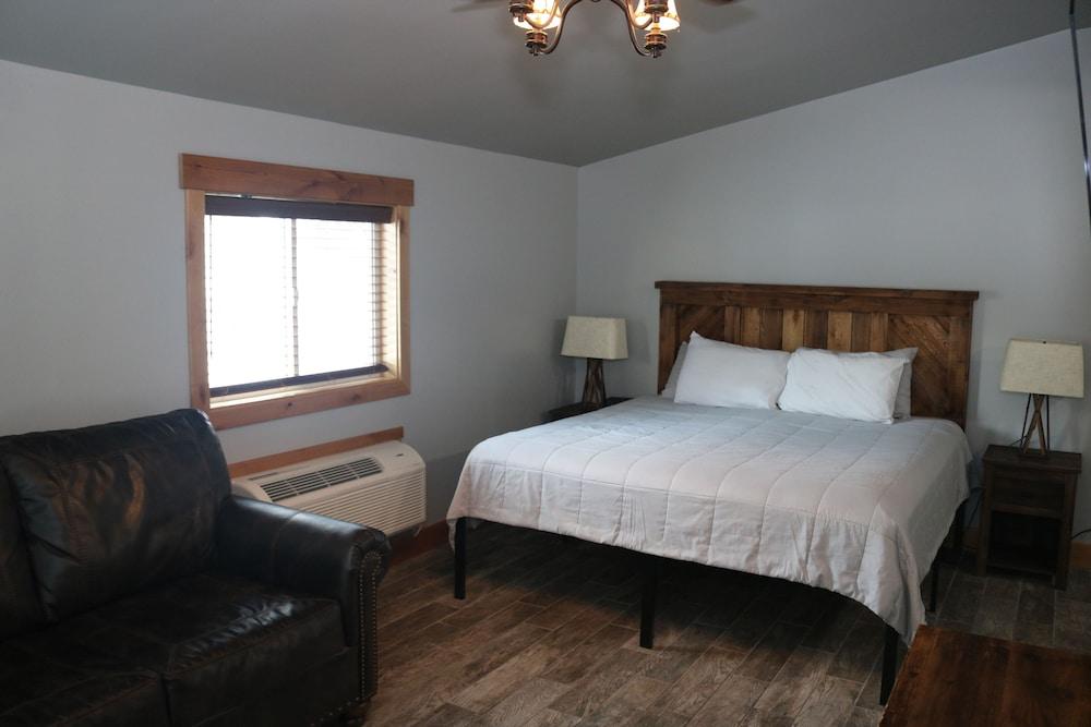 Columbine Inn photo 51