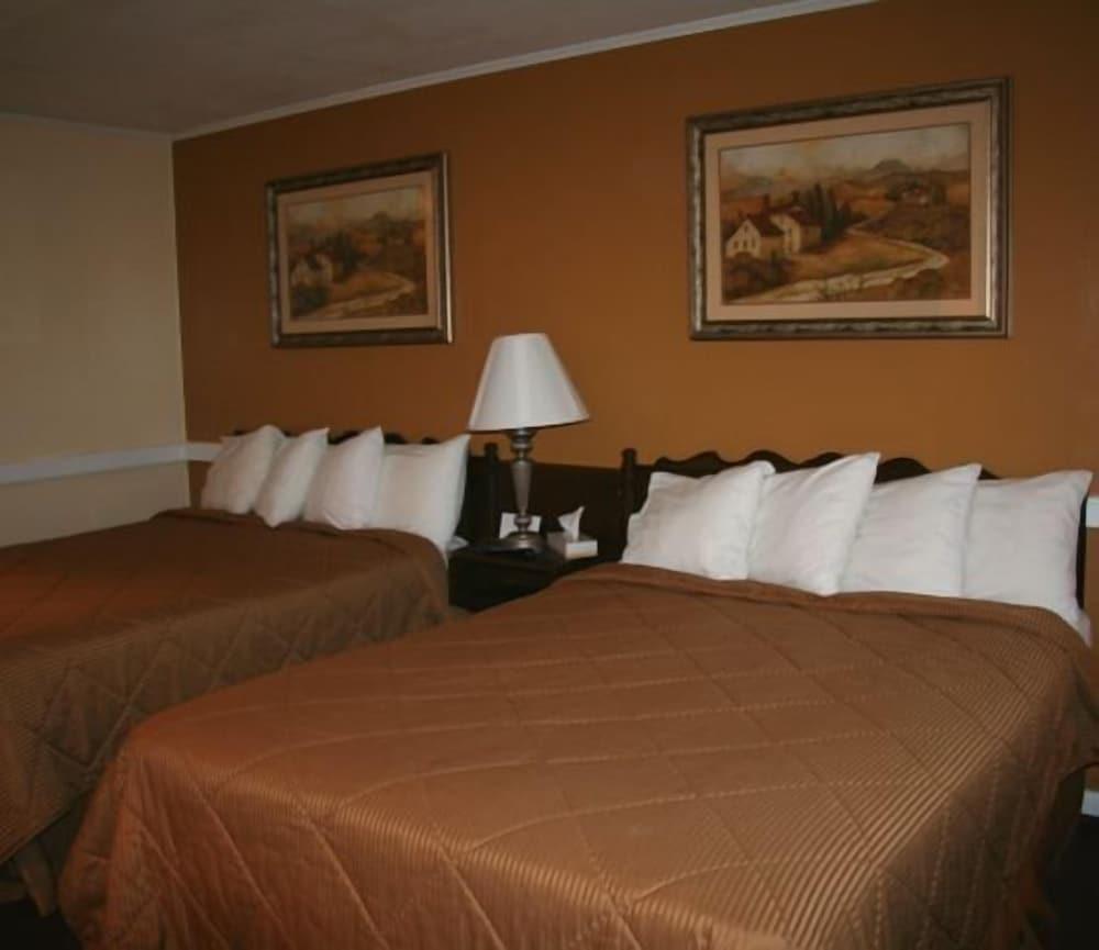 Cherry Lane Motor Inn photo 2