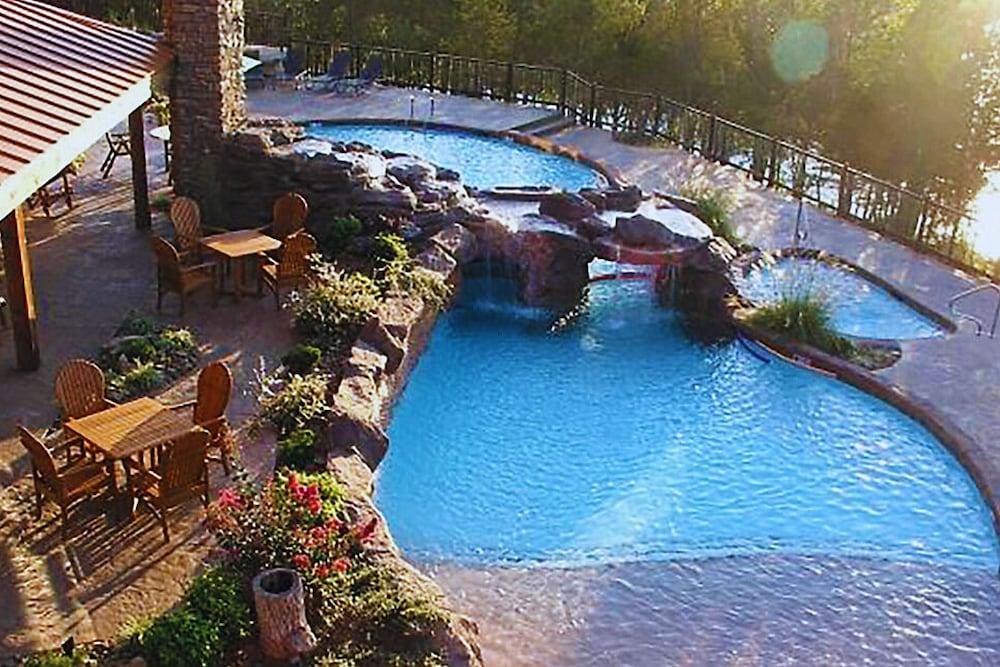 Stonewater Cove photo 16