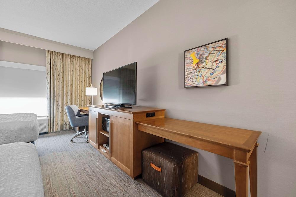 Hampton Inn Cape Girardeau I 55 East photo 28