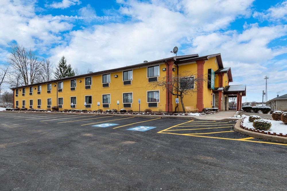 Quality Inn Oneida near Casino photo 47