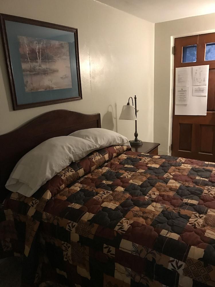 The Evergreen Motel photo 19