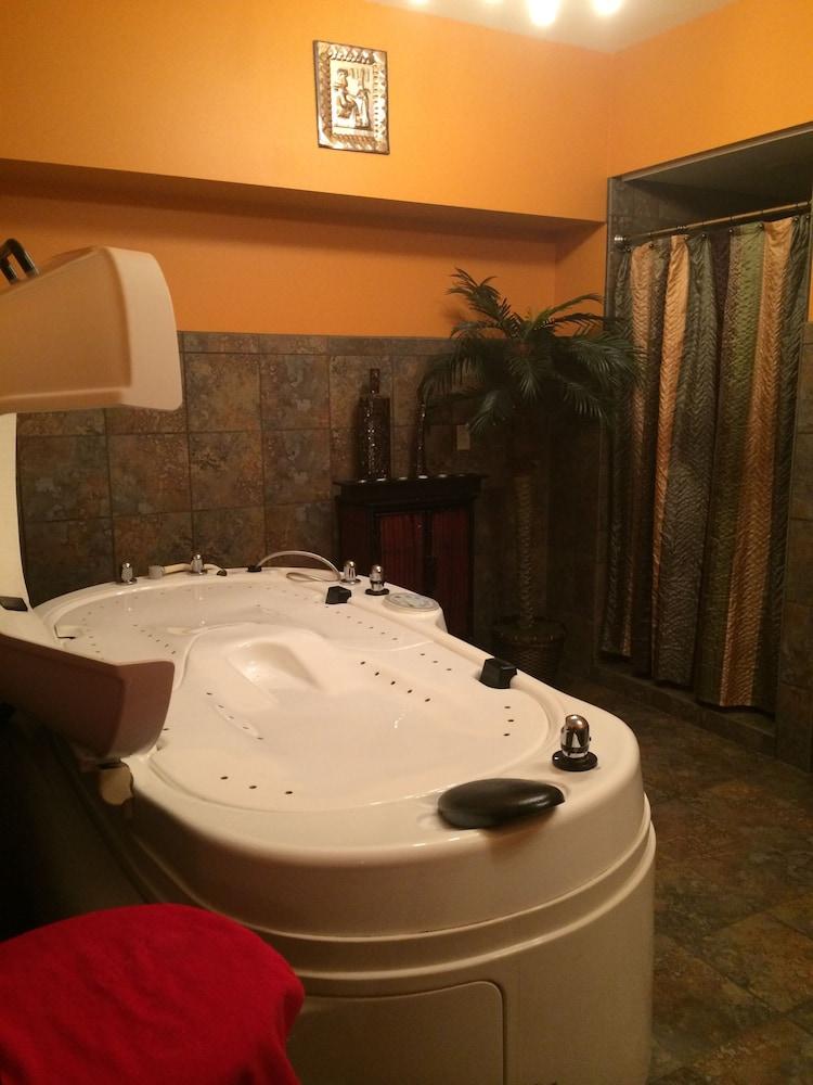 Spring Hill Motel photo 28