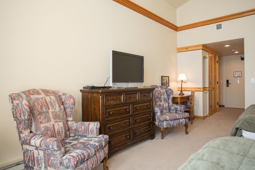 The Inn at Solitude photo 7