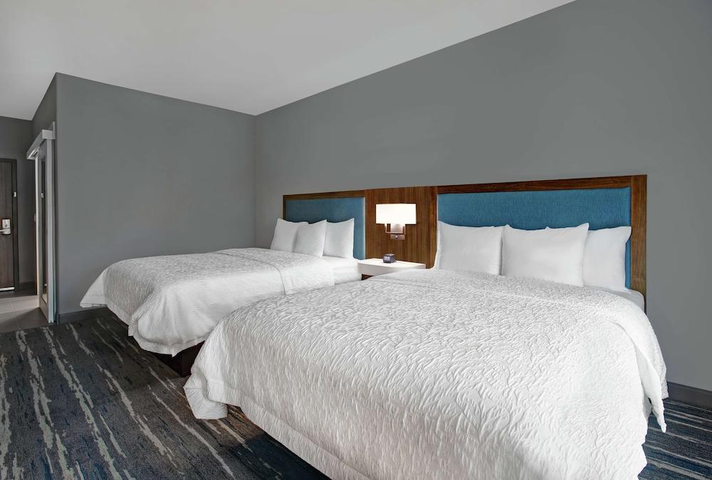 Hampton Inn Weslaco photo 7