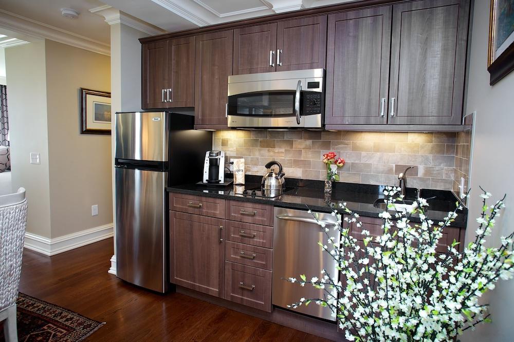 Guesthouse at Norwalk Inn photo 16